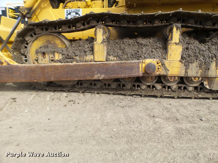 image for item DC4672 1965 Caterpillar D6C dozer