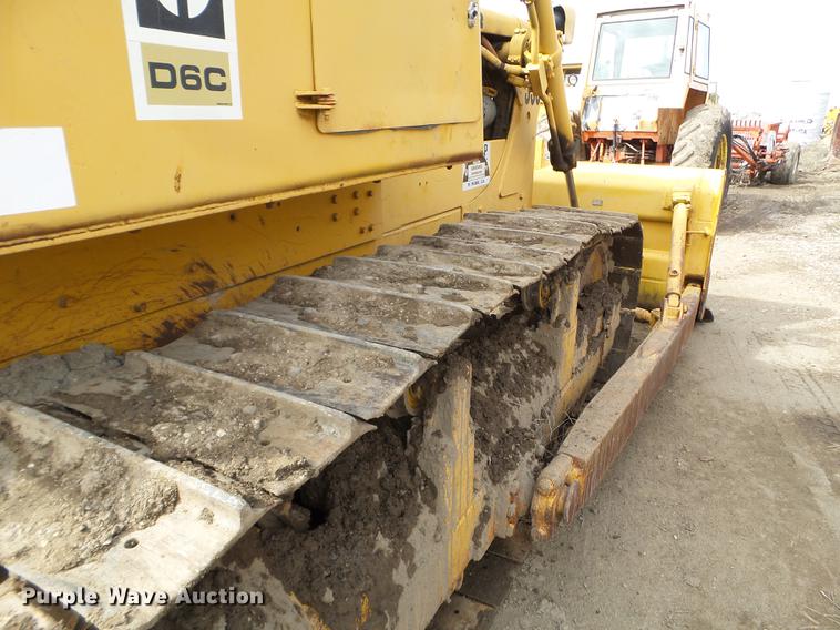 image for item DC4672 1965 Caterpillar D6C dozer