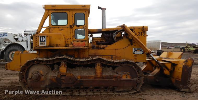 image for item DC4674 1971 Caterpillar D9G dozer