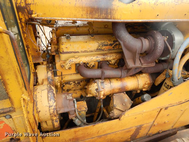 image for item DC4674 1971 Caterpillar D9G dozer