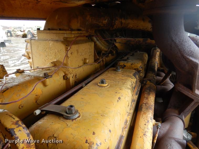 image for item DC4674 1971 Caterpillar D9G dozer