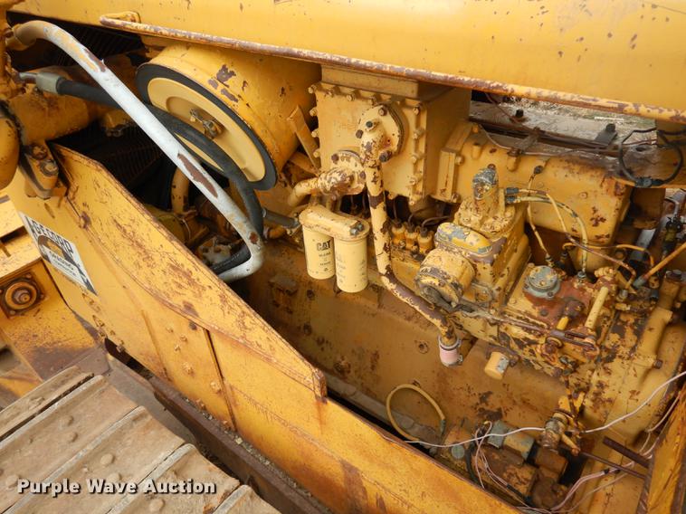 image for item DC4674 1971 Caterpillar D9G dozer