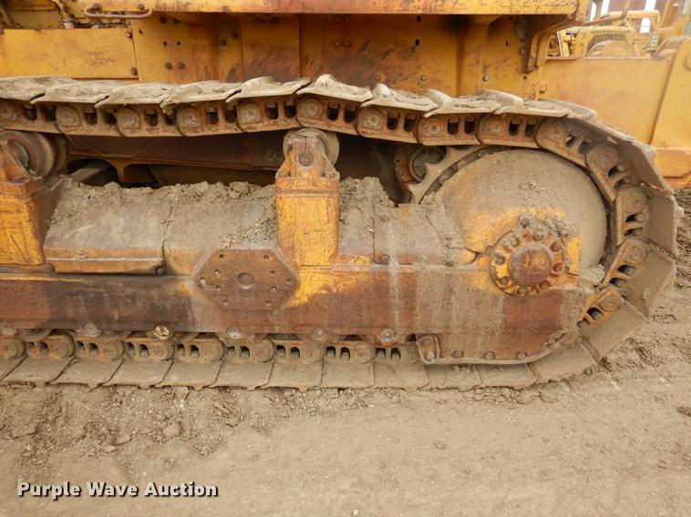 image for item DC4674 1971 Caterpillar D9G dozer