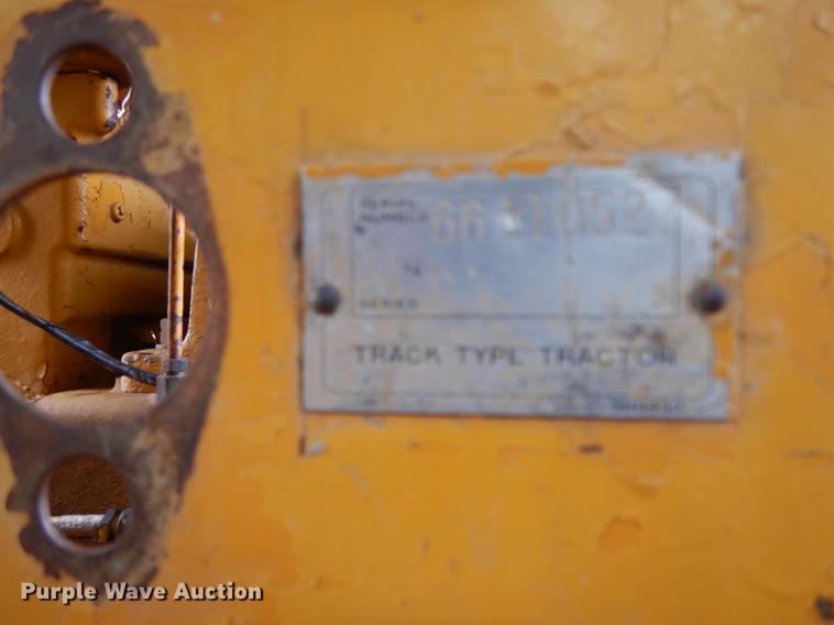 image for item DC4674 1971 Caterpillar D9G dozer