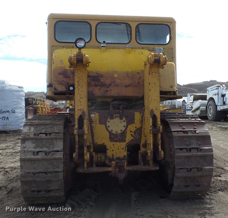 image for item DC4675 1968 Caterpillar D9G dozer