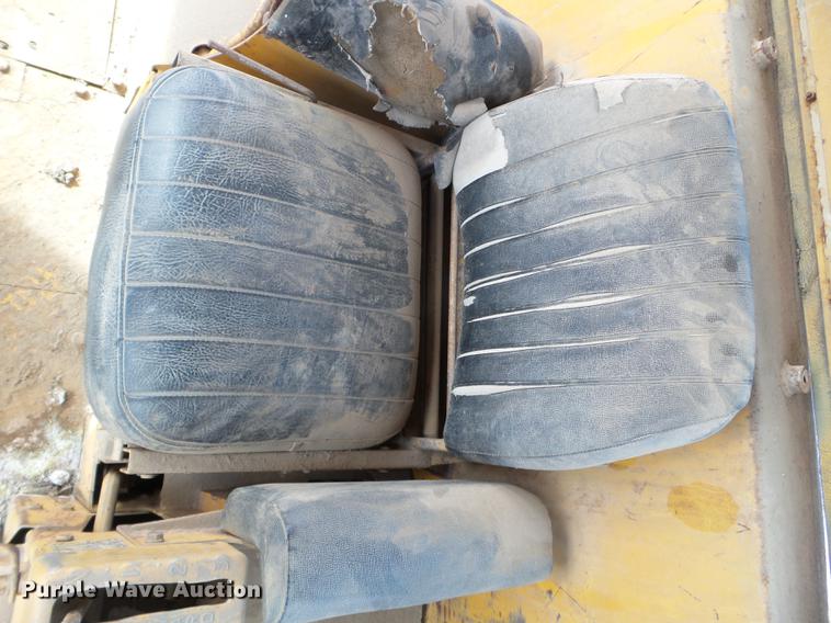 image for item DC4675 1968 Caterpillar D9G dozer