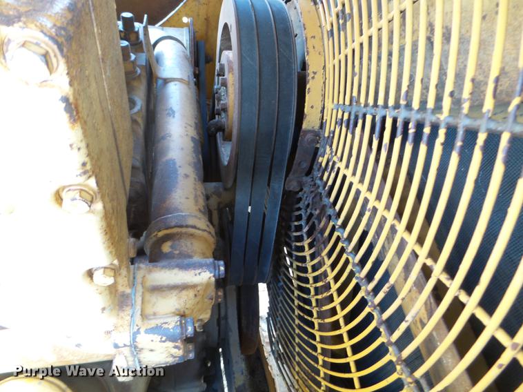 image for item DC4675 1968 Caterpillar D9G dozer