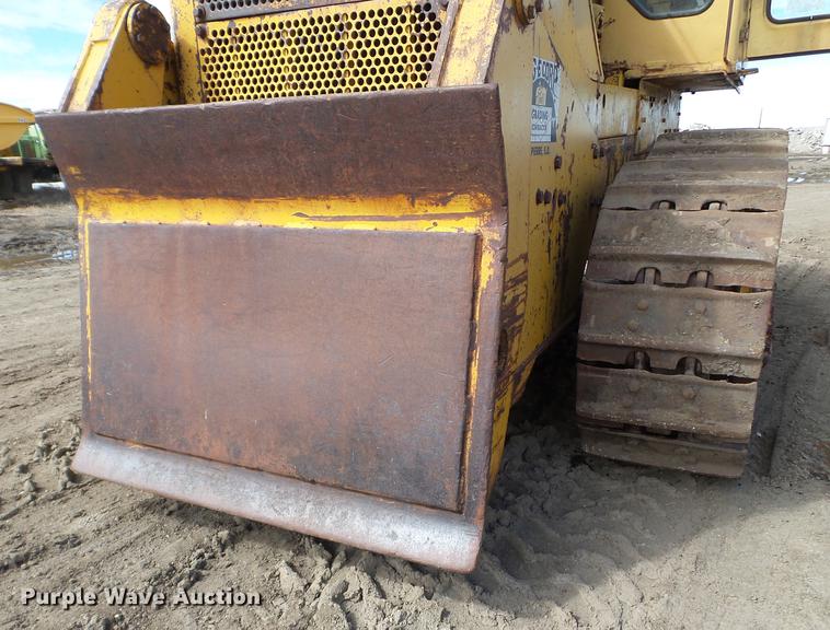 image for item DC4675 1968 Caterpillar D9G dozer