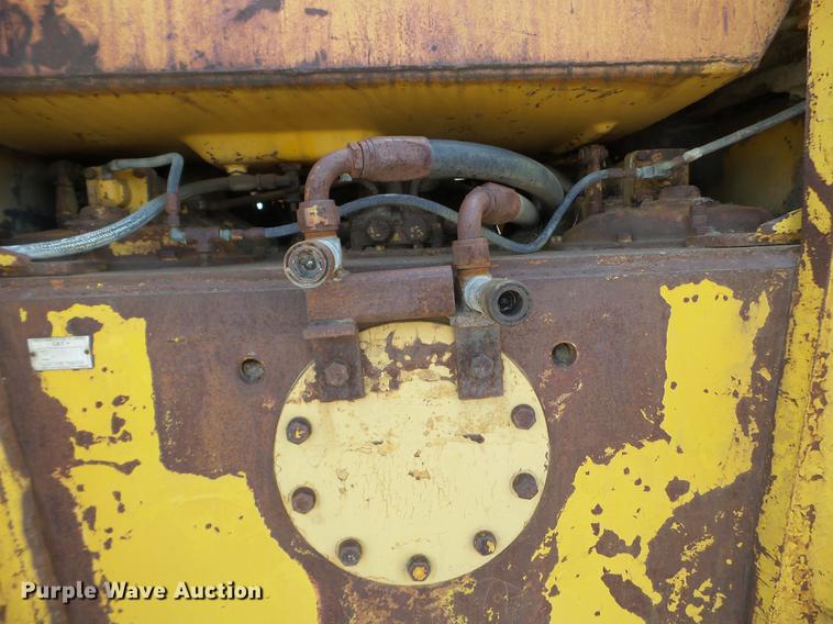 image for item DC4675 1968 Caterpillar D9G dozer