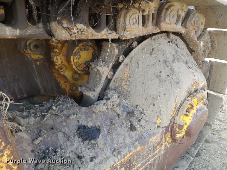 image for item DC4675 1968 Caterpillar D9G dozer