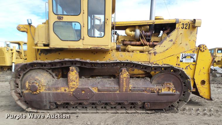 image for item DC4675 1968 Caterpillar D9G dozer