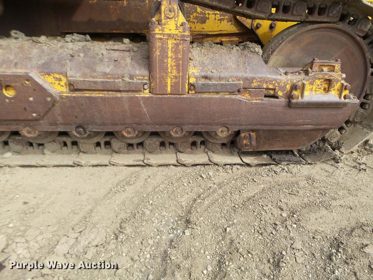 image for item DC4675 1968 Caterpillar D9G dozer