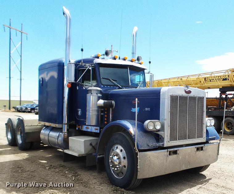 image for item DC4679 1978 Peterbilt 359 semi truck