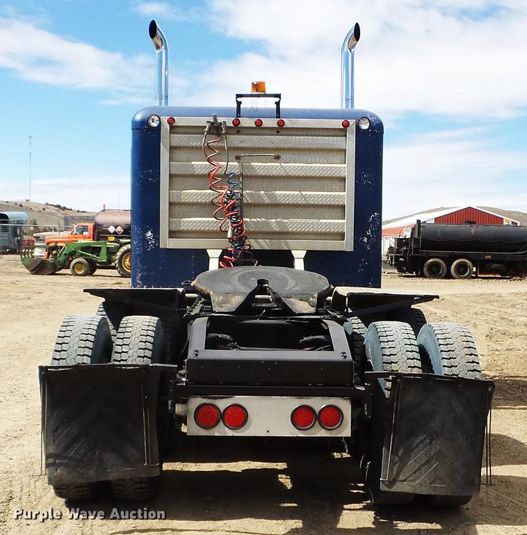 image for item DC4679 1978 Peterbilt 359 semi truck