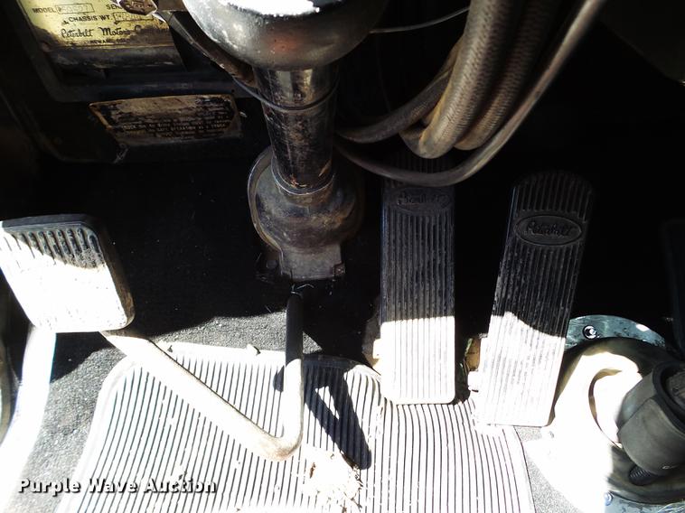 image for item DC4679 1978 Peterbilt 359 semi truck