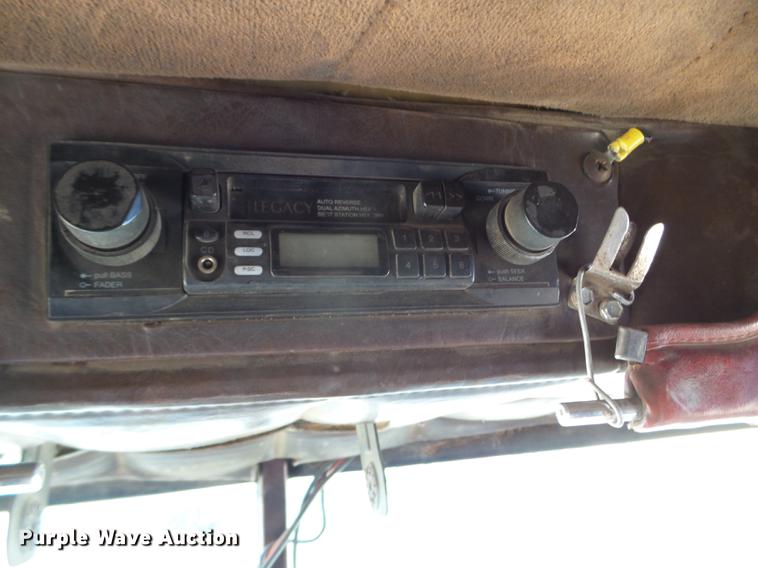 image for item DC4679 1978 Peterbilt 359 semi truck