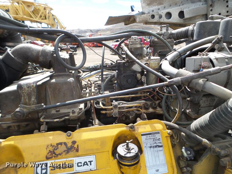 image for item DC4679 1978 Peterbilt 359 semi truck