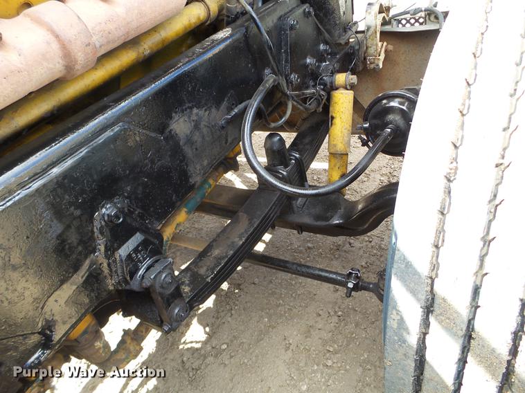 image for item DC4679 1978 Peterbilt 359 semi truck