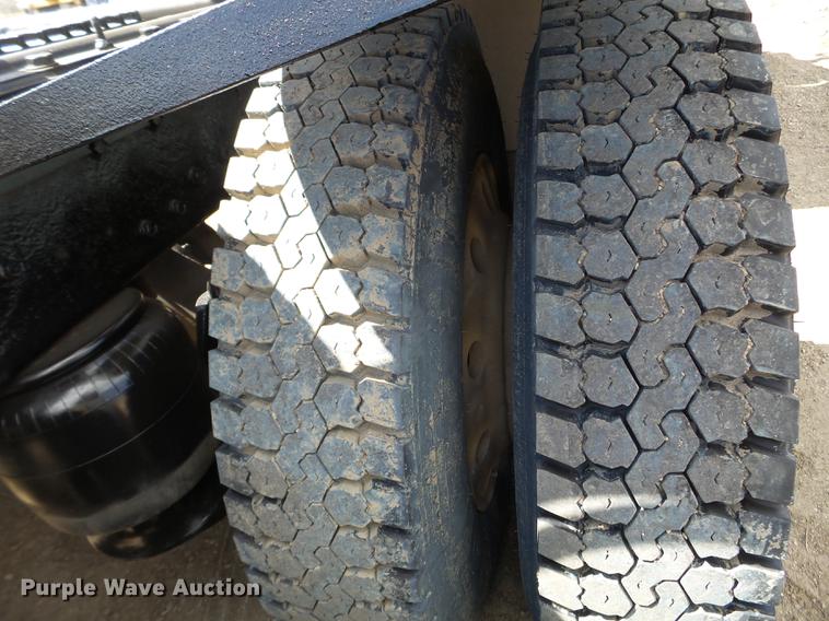 image for item DC4679 1978 Peterbilt 359 semi truck