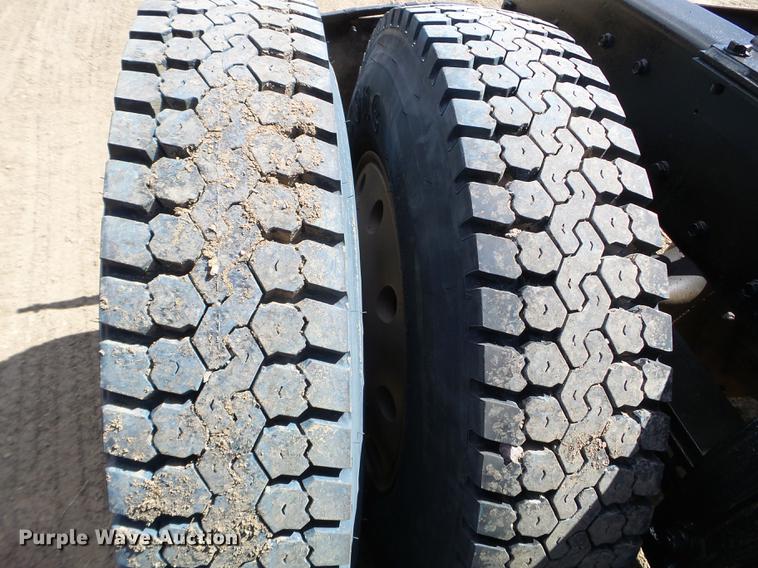 image for item DC4679 1978 Peterbilt 359 semi truck