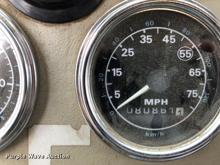 image for item DC8724 1994 Ford LTS8000 dump truck