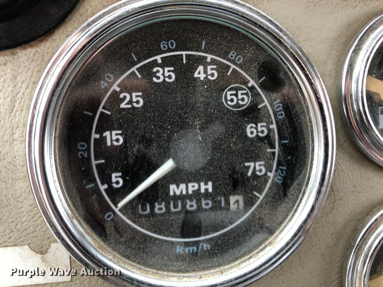 image for item DC8724 1994 Ford LTS8000 dump truck