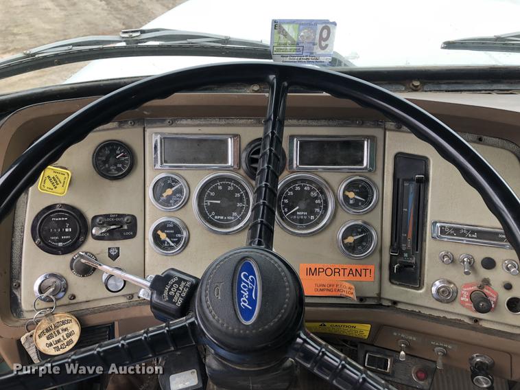 image for item DC8724 1994 Ford LTS8000 dump truck