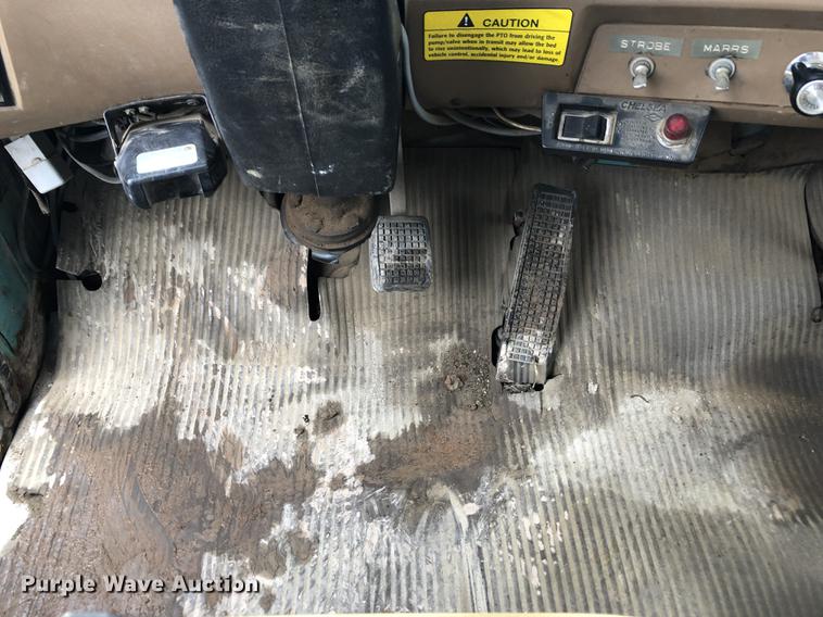 image for item DC8724 1994 Ford LTS8000 dump truck