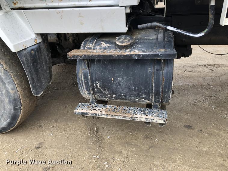 image for item DC8724 1994 Ford LTS8000 dump truck