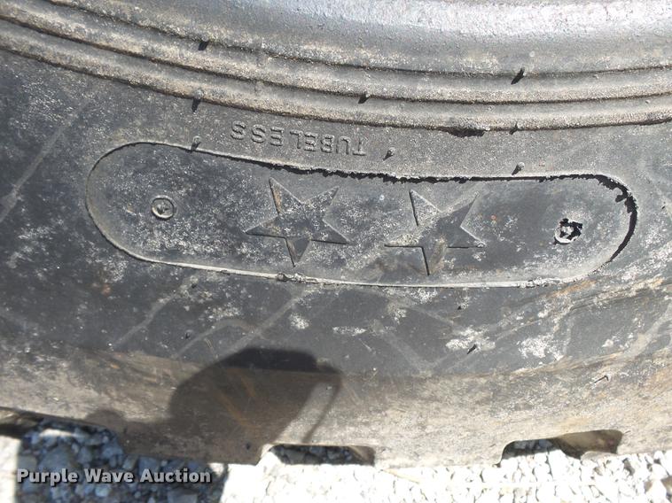 image for item DD2284 (2) Boto 23.5R25 tires