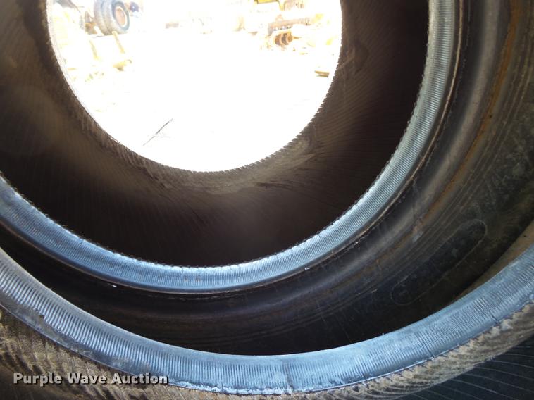 image for item DD2284 (2) Boto 23.5R25 tires