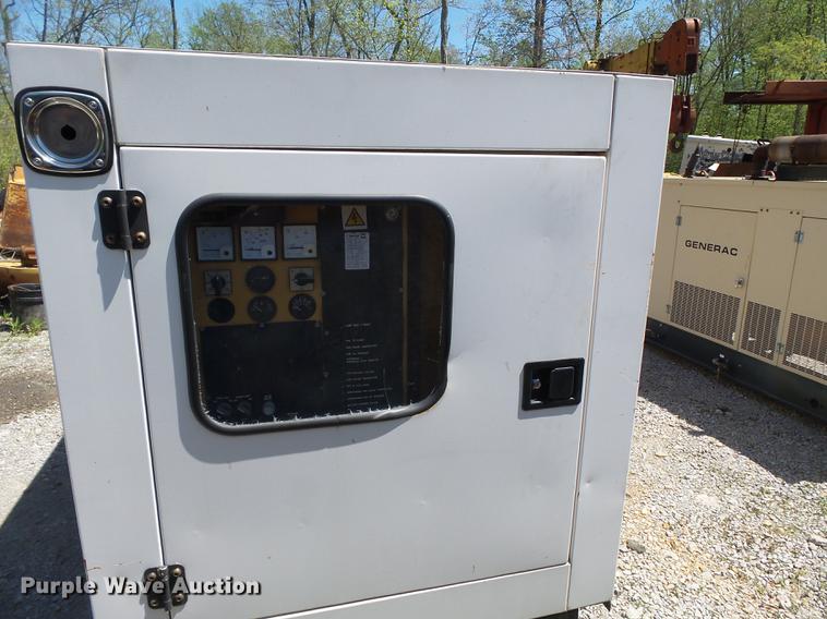 image for item DD2285 2006 Olympian G80F3 generator