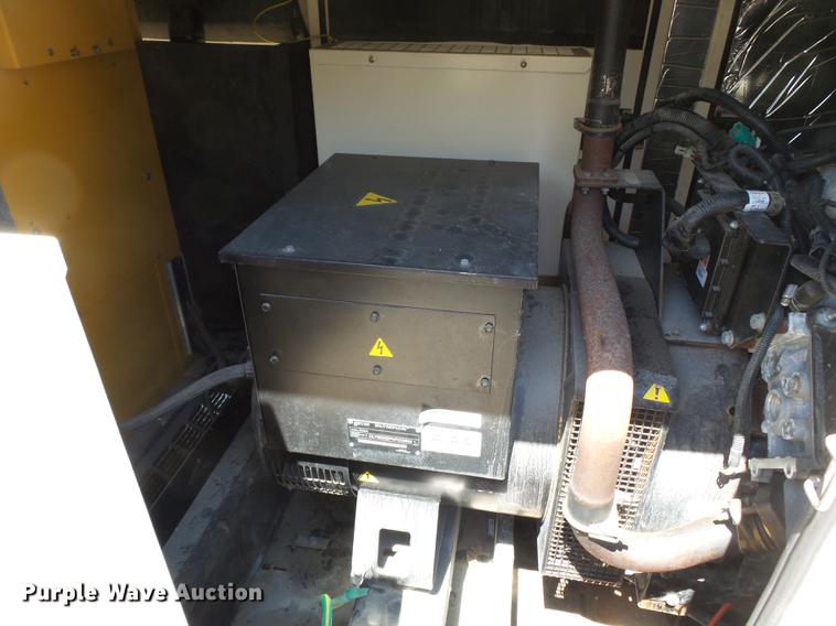 image for item DD2285 2006 Olympian G80F3 generator