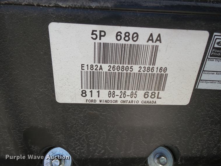 image for item DD2285 2006 Olympian G80F3 generator