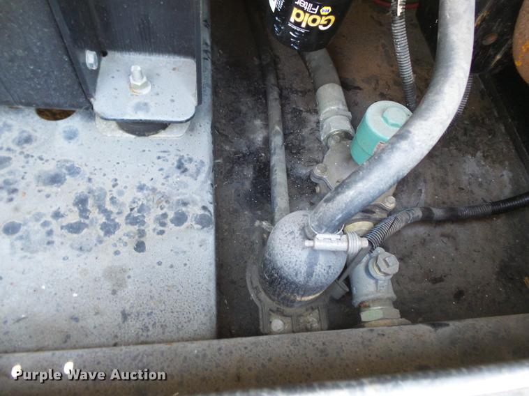 image for item DD2285 2006 Olympian G80F3 generator