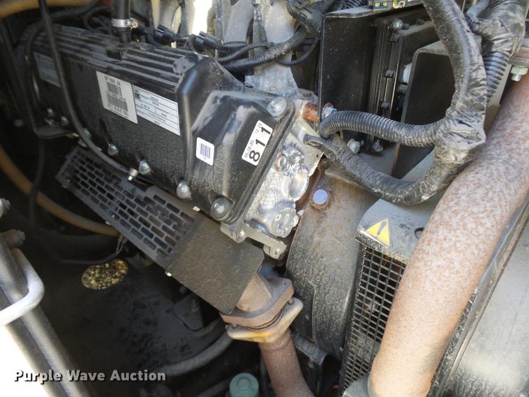 image for item DD2285 2006 Olympian G80F3 generator