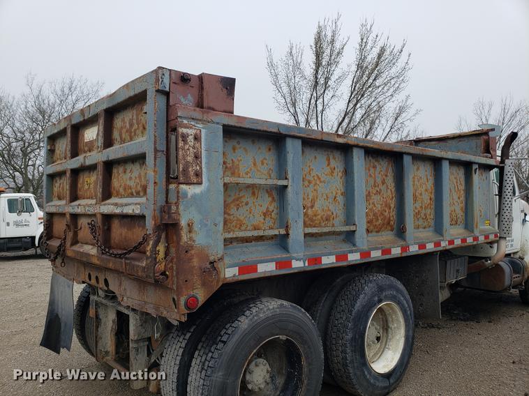 image for item DD4084 1989 International S1900 dump truck