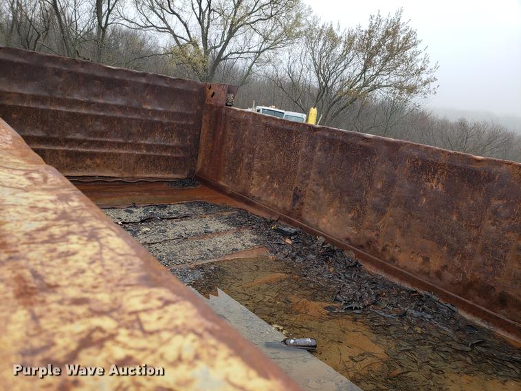 image for item DD4084 1989 International S1900 dump truck