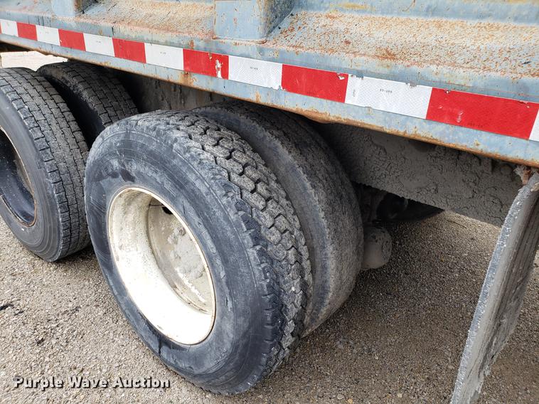 image for item DD4084 1989 International S1900 dump truck