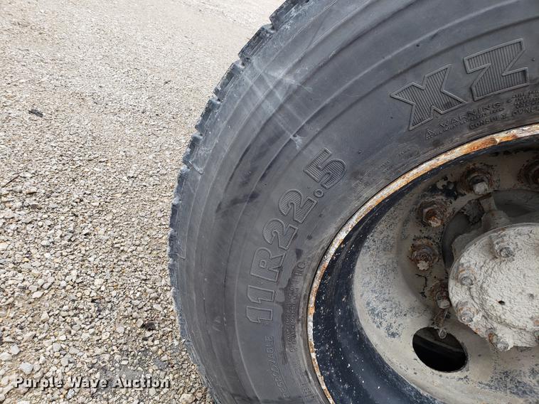 image for item DD4084 1989 International S1900 dump truck