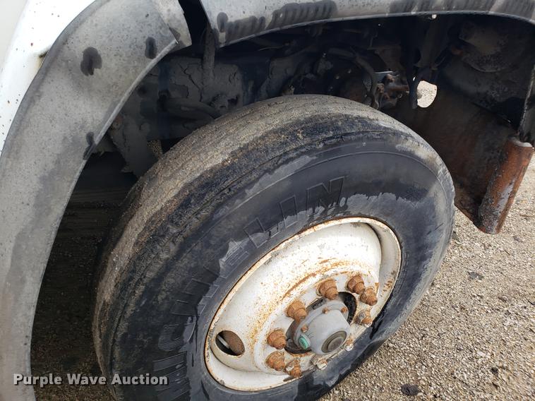 image for item DD4084 1989 International S1900 dump truck