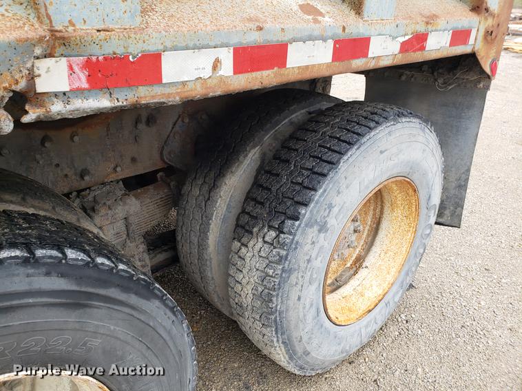 image for item DD4084 1989 International S1900 dump truck