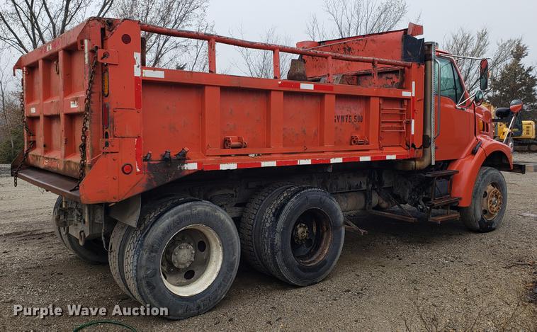 image for item DD4085 2001 Sterling L-Line dump truck