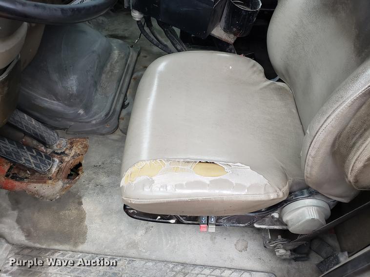 image for item DD4085 2001 Sterling L-Line dump truck