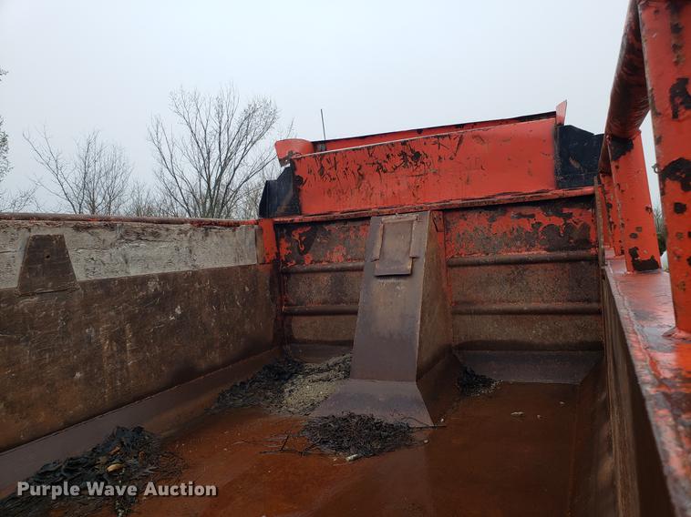 image for item DD4085 2001 Sterling L-Line dump truck