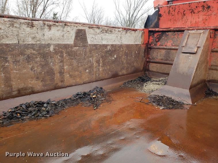 image for item DD4085 2001 Sterling L-Line dump truck