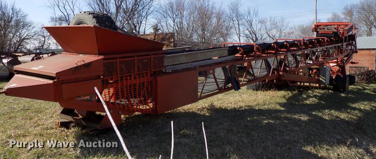 image for item DE7646 1998 Superior 36X95 PS95 power stacker conveyor