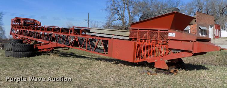 image for item DE7646 1998 Superior 36X95 PS95 power stacker conveyor