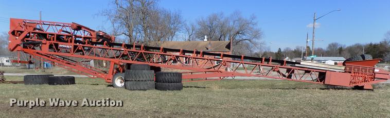 image for item DE7646 1998 Superior 36X95 PS95 power stacker conveyor