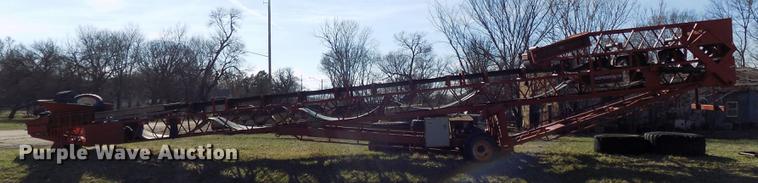 image for item DE7646 1998 Superior 36X95 PS95 power stacker conveyor